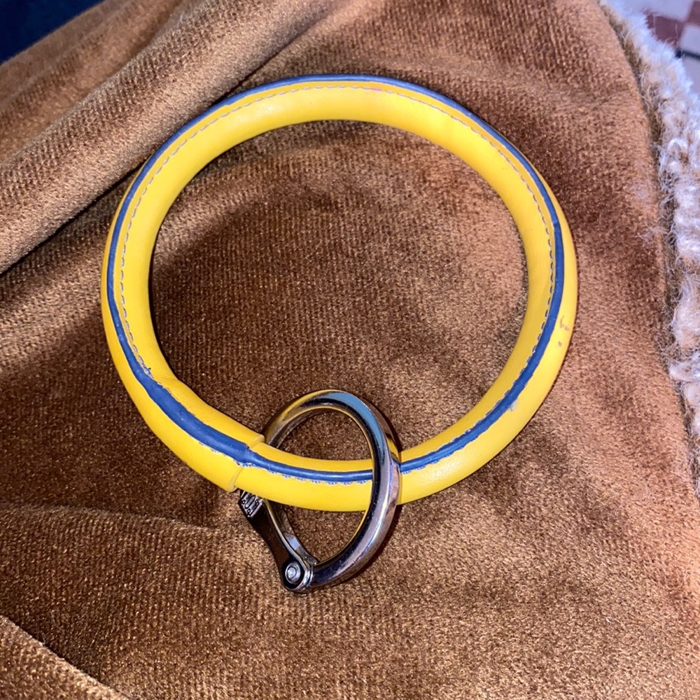 Bangle key holder